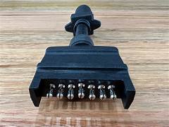 Narva 7 Pin Flat Trailer Plug - Plastic - 82141BL